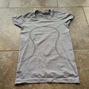 Lululemon swiftly tech